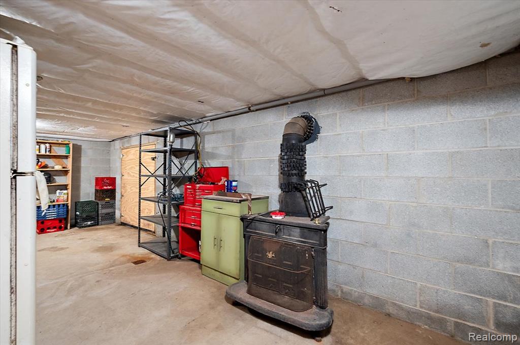 9080 River Valley Road, Brighton, MI 48116 — Photo 34