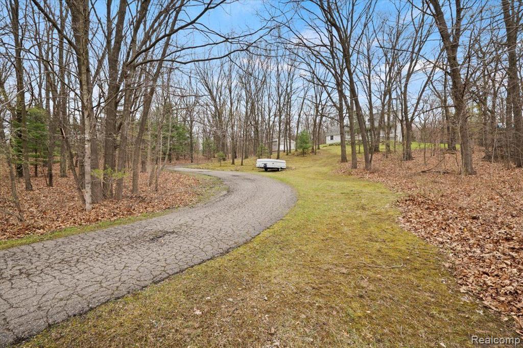 845 Rowlinson Lane, Ortonville, MI 48462 — Photo 57