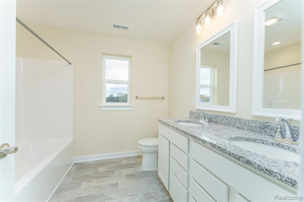 570 W Wildwood Drive, Owosso, MI 48867 — Photo 20