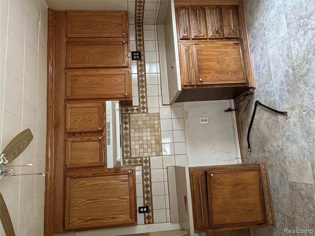 15151 Drysdale Street, Southgate, MI 48195 — Photo 5