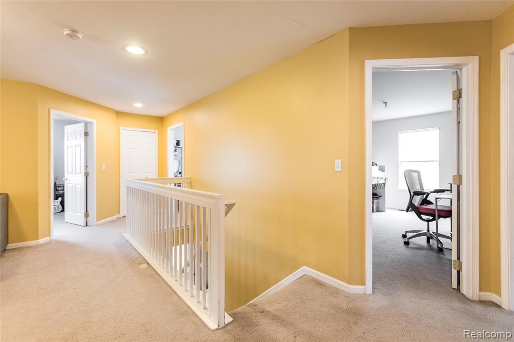 661 Lemay, Detroit, MI 48214 — Photo 9