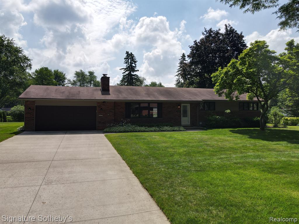 3672 MIDDLEBURY Lane, Bloomfield Hills, MI