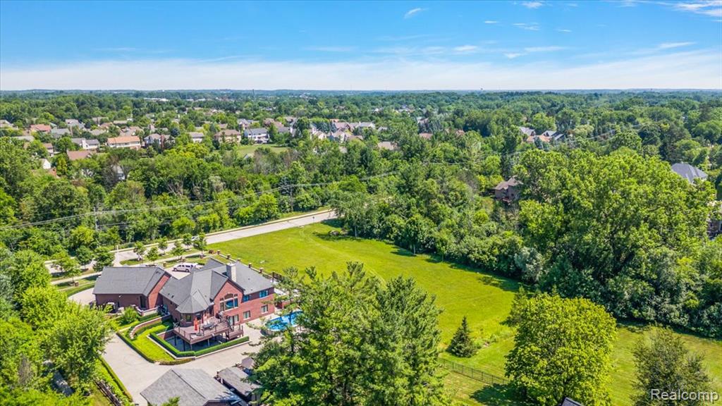45547 W 9 Mile Road, Novi, MI — Photo 15