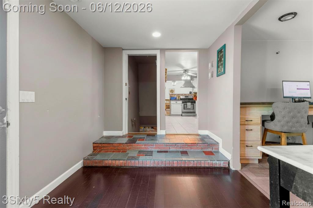 7714 Bournemouth Avenue, Grosse Ile, MI 48138 — Photo 23
