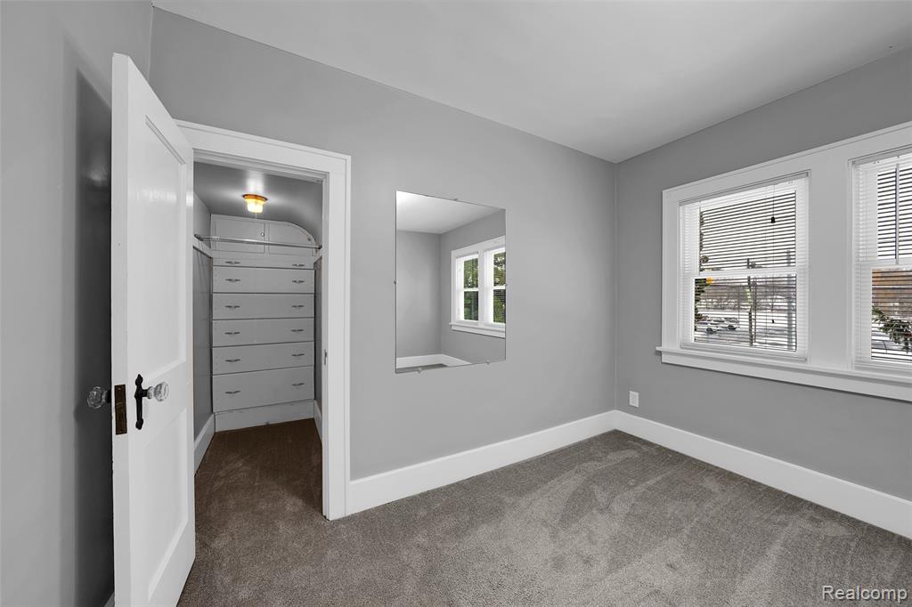 433 N Saginaw Street, Holly, MI 48442 — Photo 32
