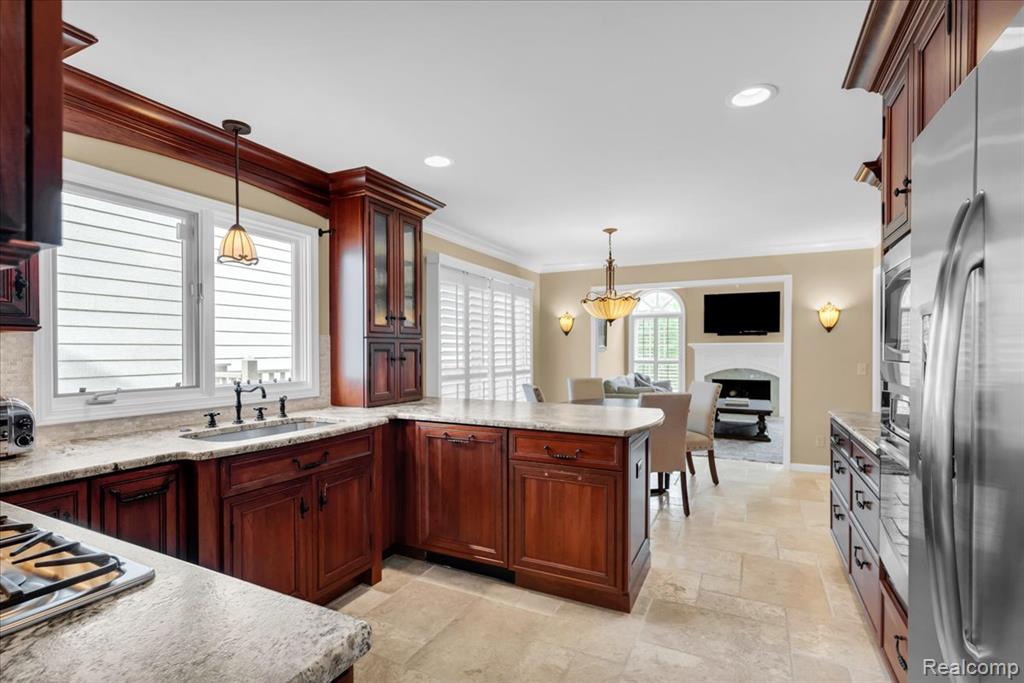 2256 Sudbury Way, Bloomfield Hills, MI 48304 — Photo 10
