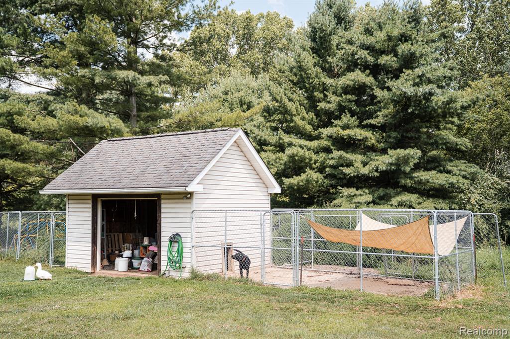 2757 S Lake Pleasant Road, Metamora, MI 48455 — Photo 45