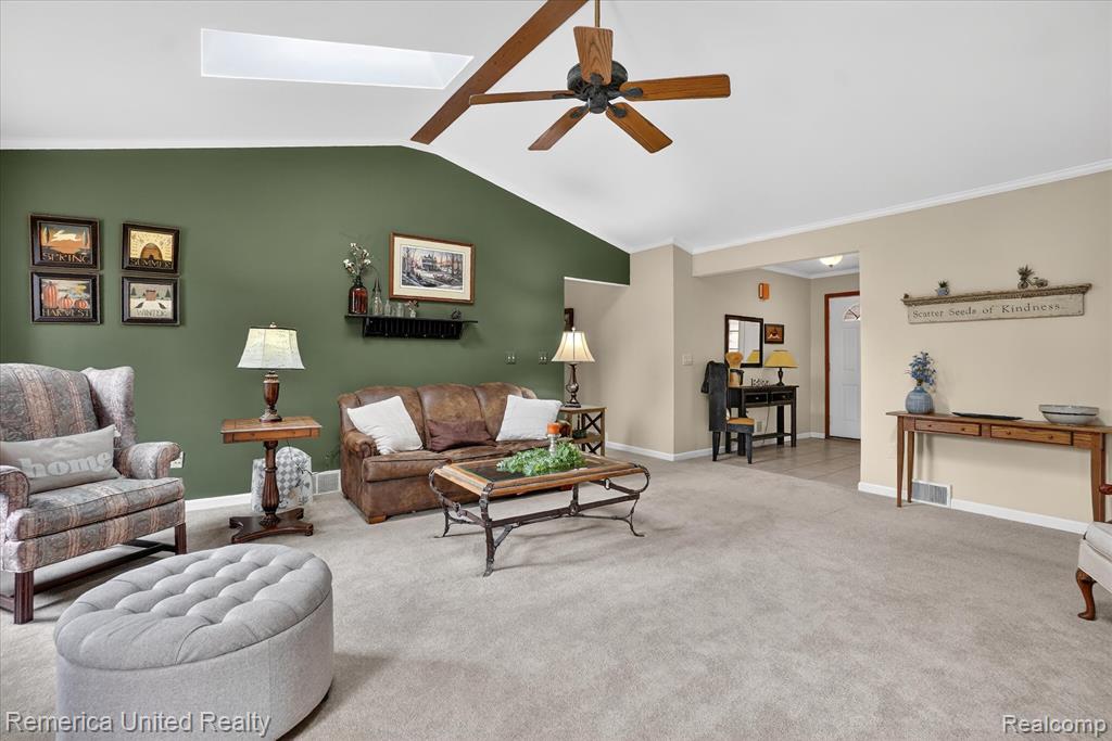 660 E Allen Road, Howell, MI 48855 — Photo 12