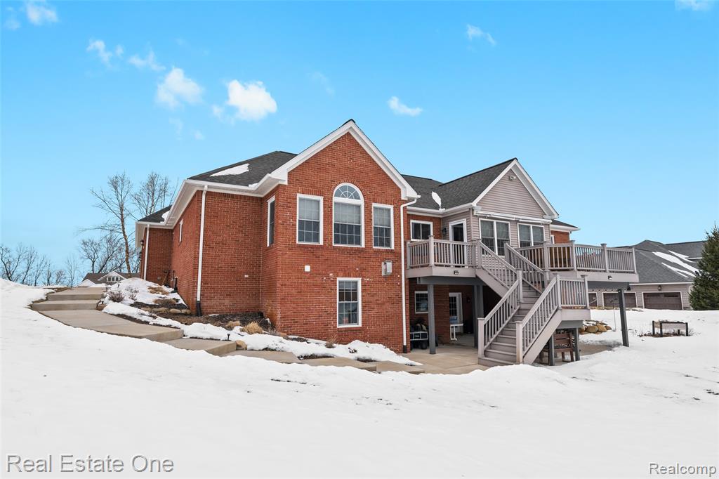9032 Palmers Way Drive, Fenton, MI 48430 — Photo 37
