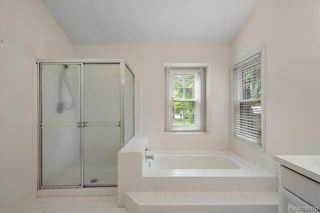 6952 Granger Drive, Troy, MI 48098 — Photo 21