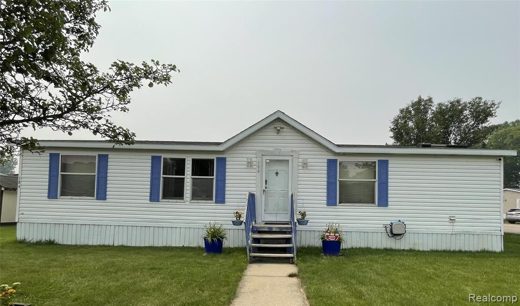 184 Chapman Branch, Oxford, MI 48371