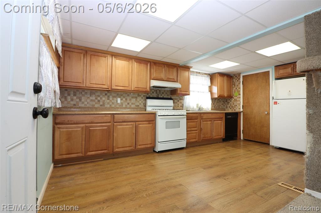 4532 Howe Road, Wayne, MI 48184 — Photo 6