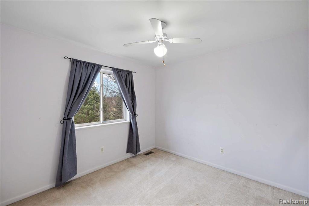 8964 SUNFLOWER, Whitmore Lake, MI 48189 — Photo 42
