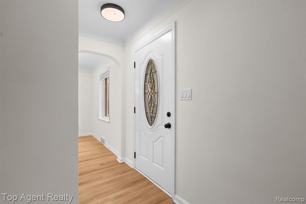 16124 Fielding Street, Detroit, MI 48219 — Photo 12