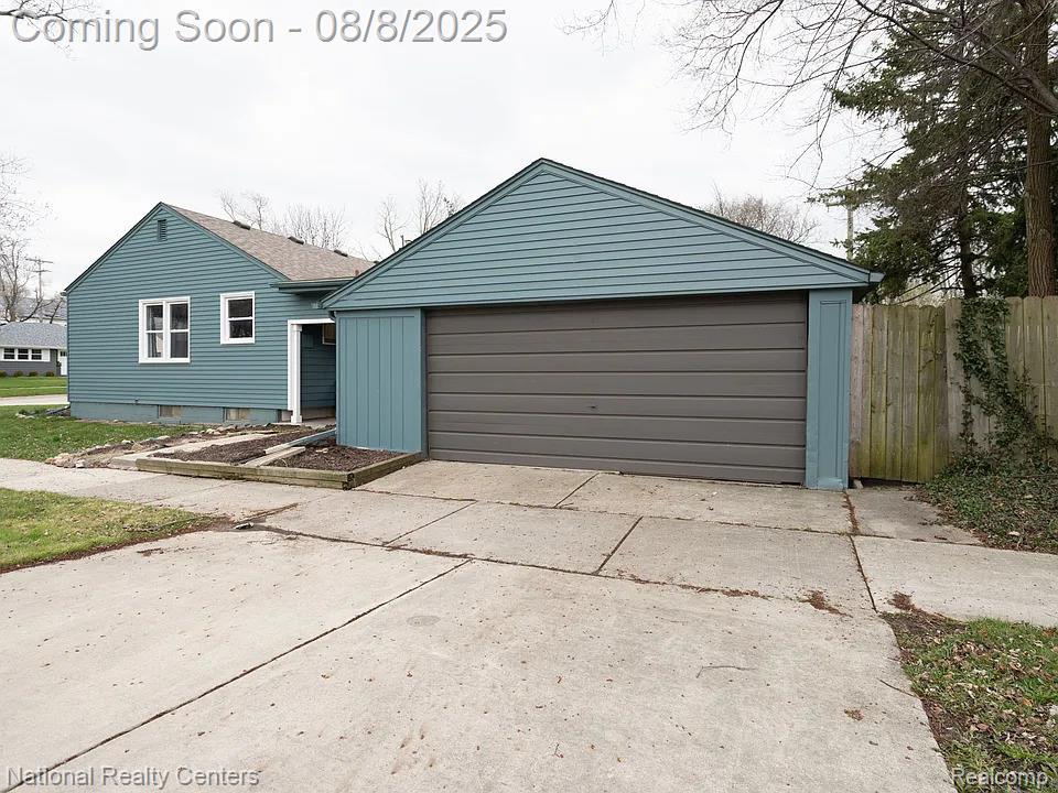4727 Olivia Avenue, Royal Oak, MI 48073 — Photo 15