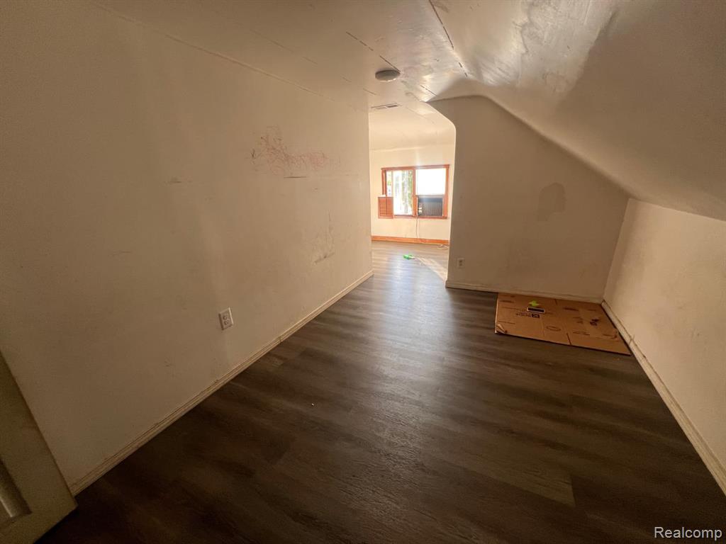 12000 Charest Street, Hamtramck, MI 48212 — Photo 26