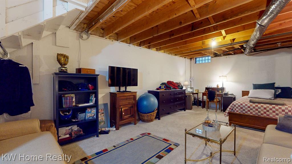606 WINWOOD Circle, Walled Lake, MI 48390 — Photo 23