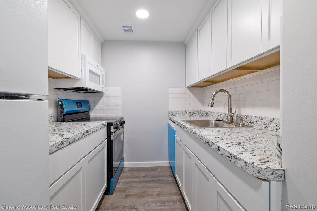 22700 Garrison Street, 604, Dearborn, MI 48124 — Photo 12