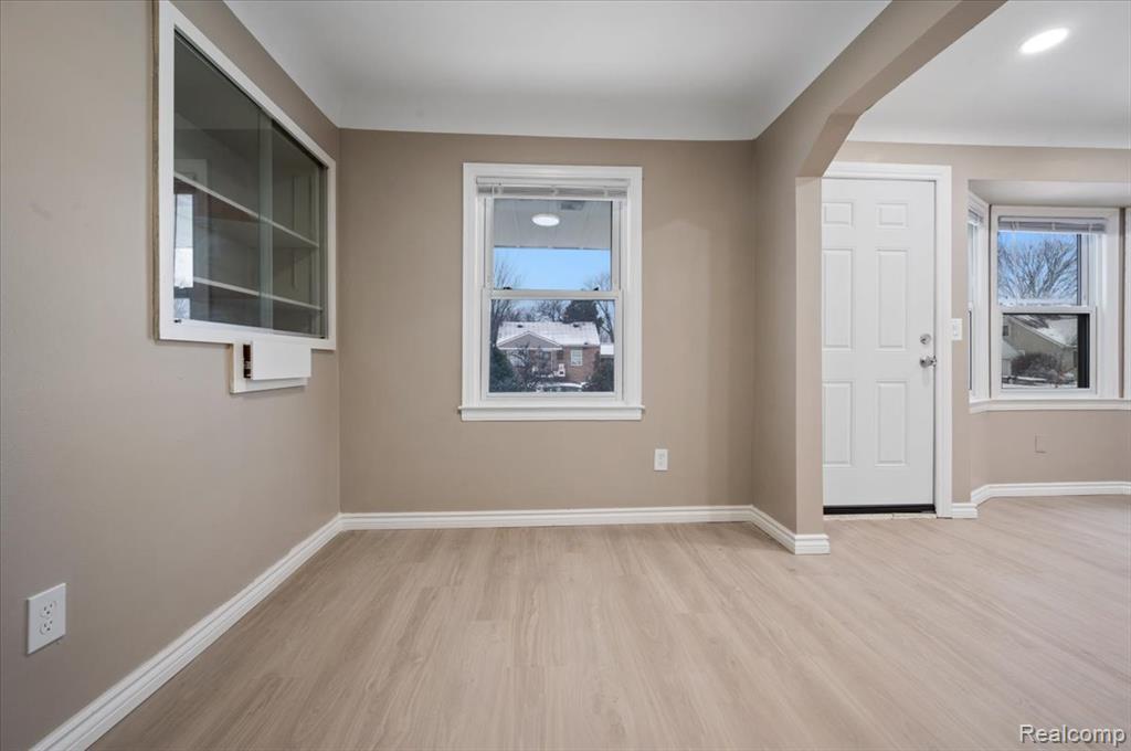 7610 Vaughan, Detroit, MI 48228 — Photo 11