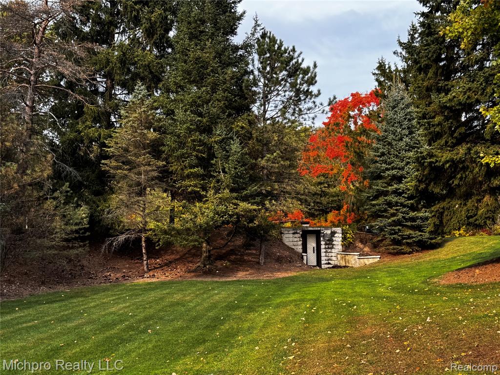 9306 DODGE Road, Otisville, MI 48463 — Photo 79
