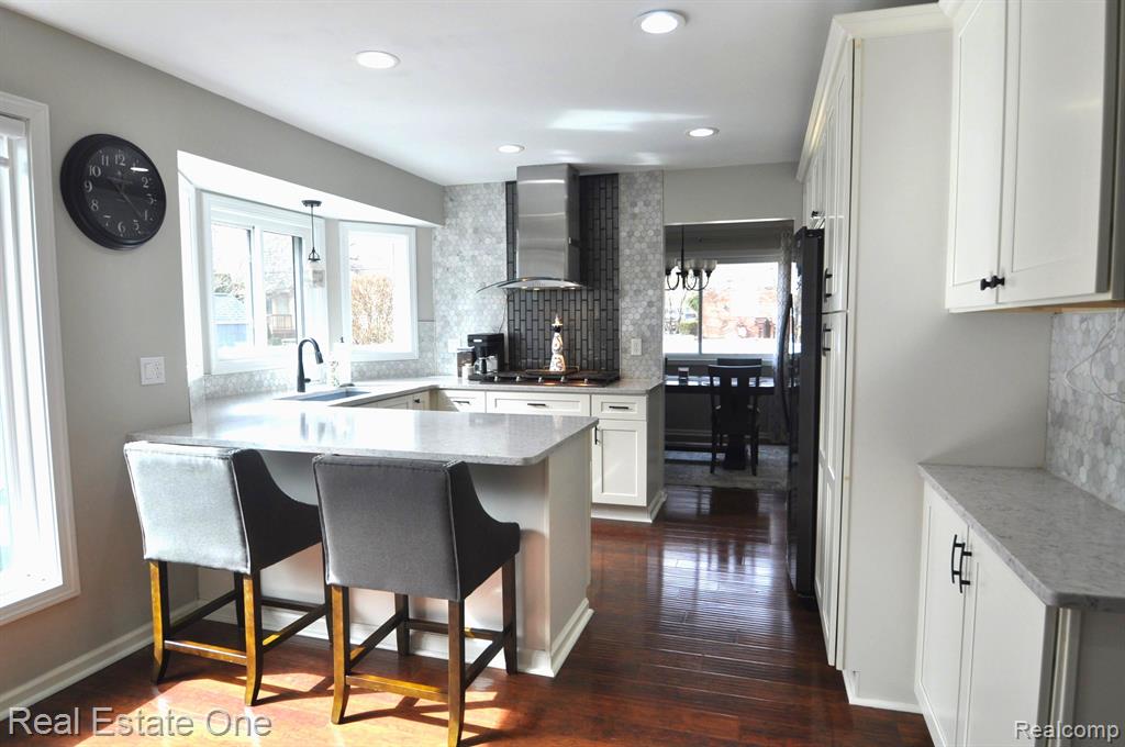 53447 GARLAND Drive, Macomb, MI 48316 — Photo 9
