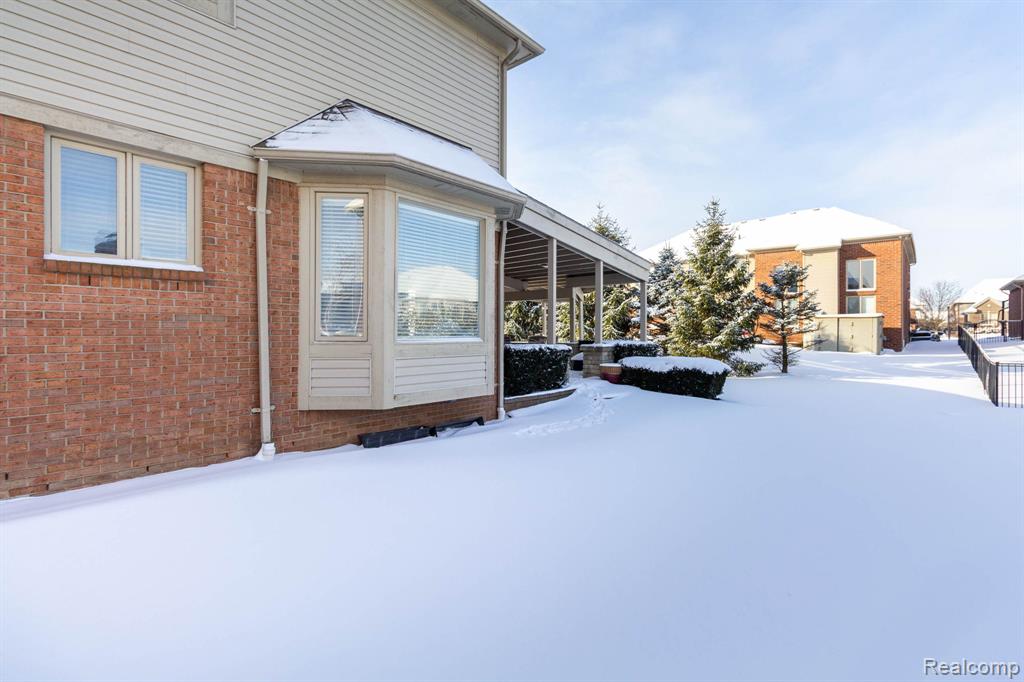 49683 Yale Drive, Macomb, MI 48044 — Photo 48