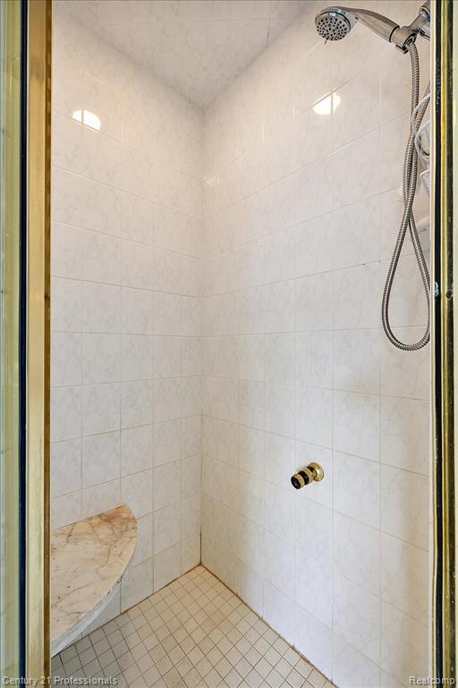 40205 Ashland Drive, Sterling Heights, MI 48313 — Photo 38