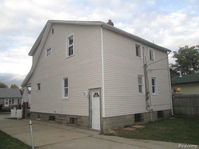 8088 TIMKEN Avenue, Warren, MI 48089 — Photo 9