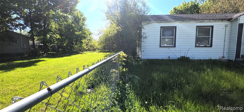 5309 Marja Street, Flint, MI 48505 — Photo 3