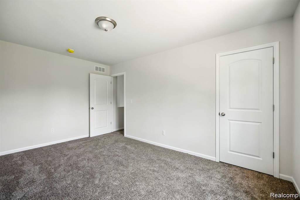 5760 Copper Tree Park, Waterford, MI 48327 — Photo 24