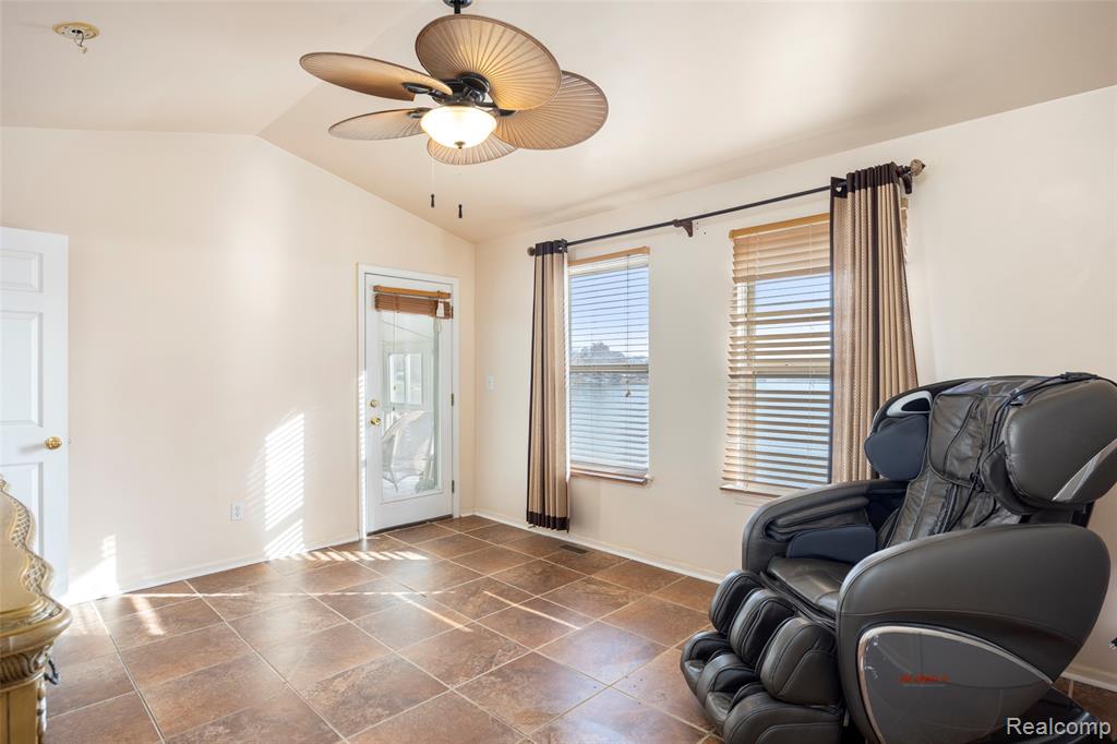 41841 S Service Drive, Belleville, MI 48111 — Photo 14