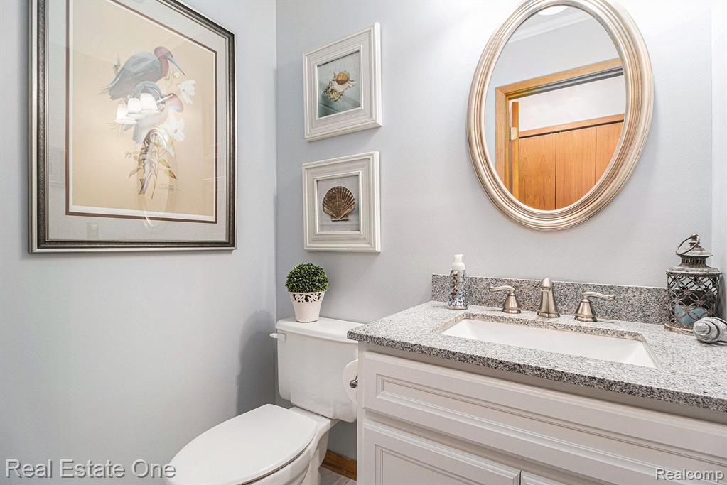 8323 FAWN VALLEY Drive, Clarkston, MI 48348 — Photo 15