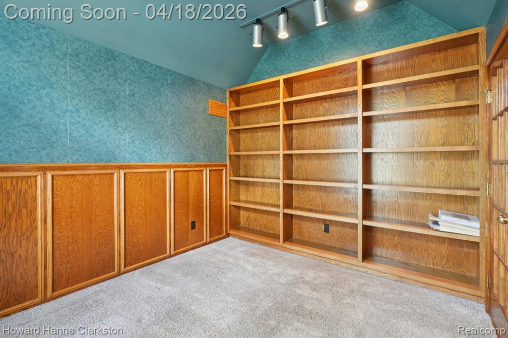 8063 Fawn Valley Drive, Clarkston, MI 48348 — Photo 14