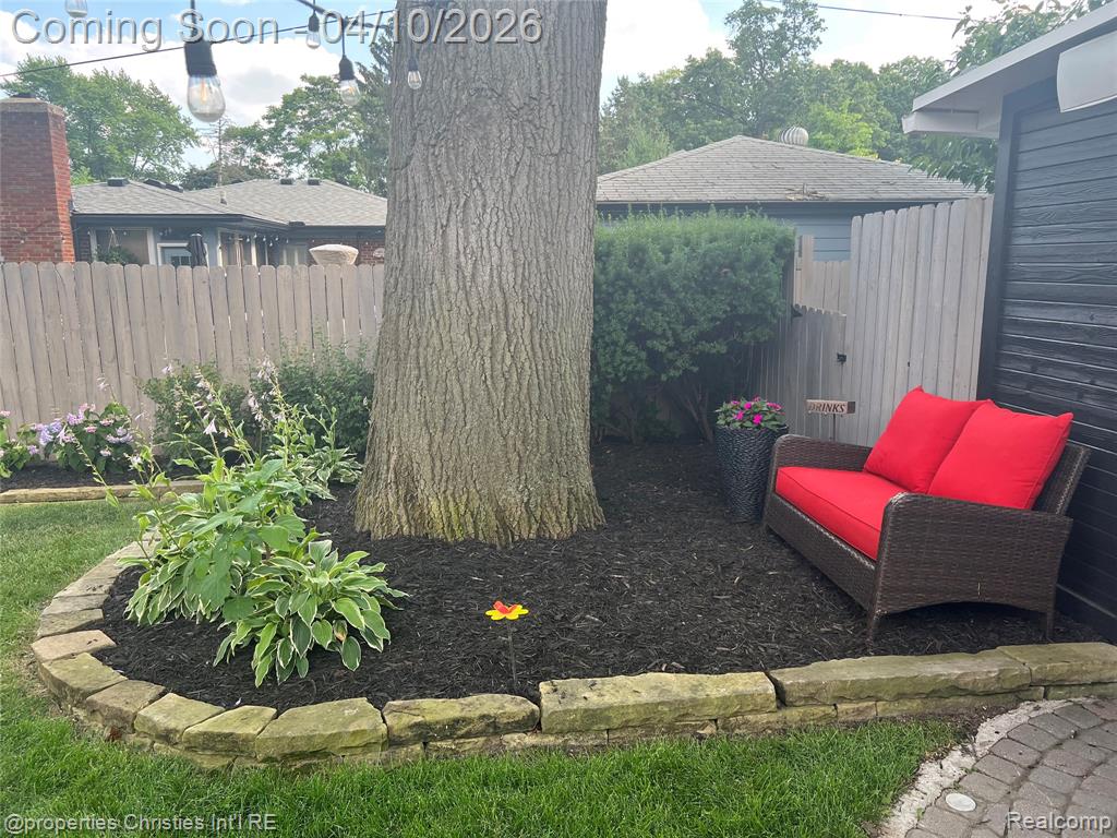 8441 Northfield Boulevard, Oak Park, MI 48237 — Photo 35