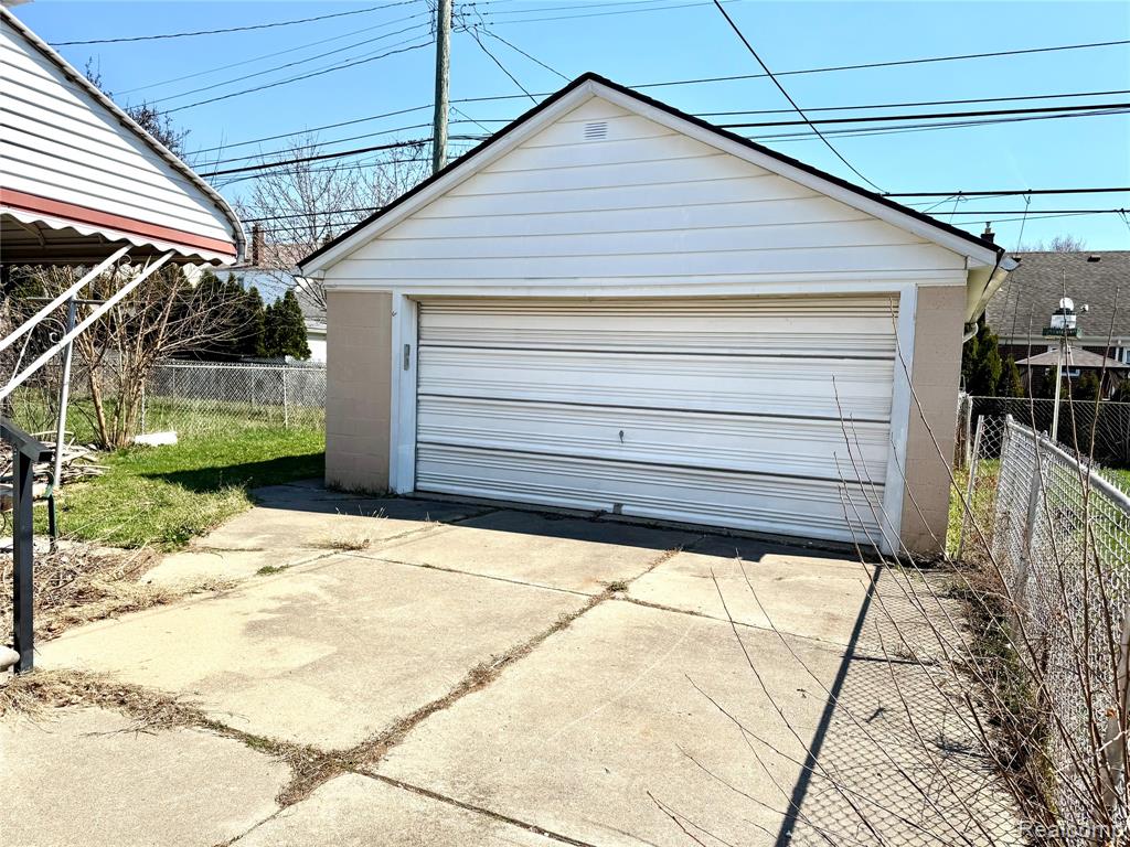 6306 Steadman Street, Dearborn, MI 48126 — Photo 2