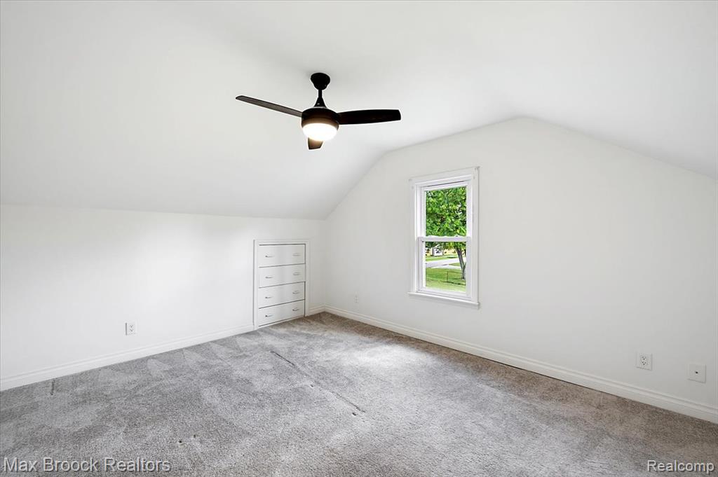 48023 Rex Street, Utica, MI 48317 — Photo 21