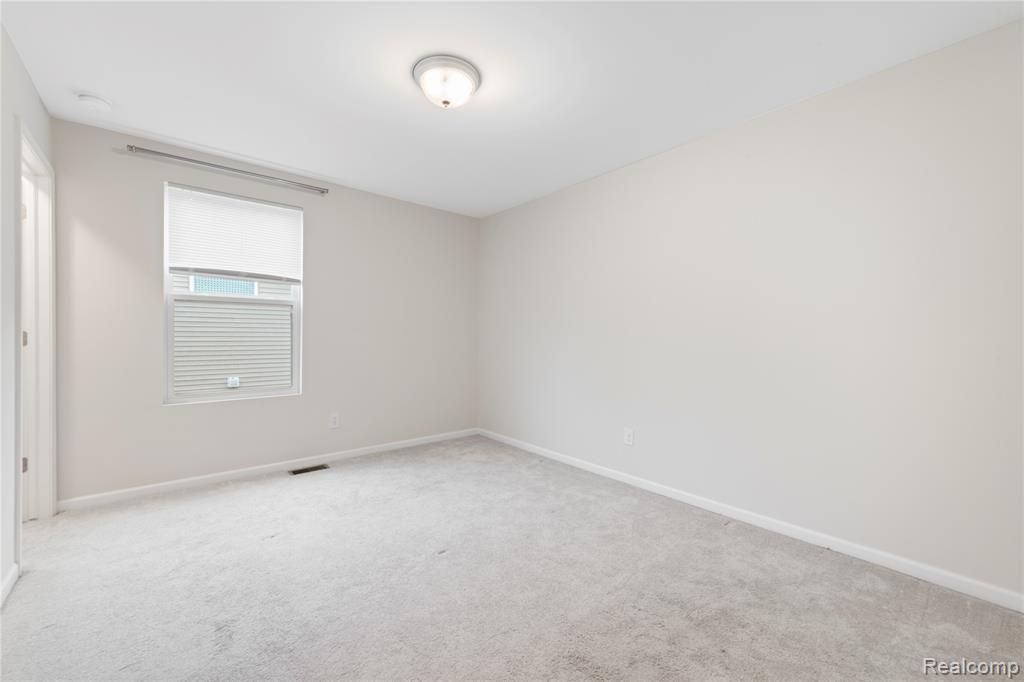 25835 Oberlin blvd, Novi, MI — Photo 21