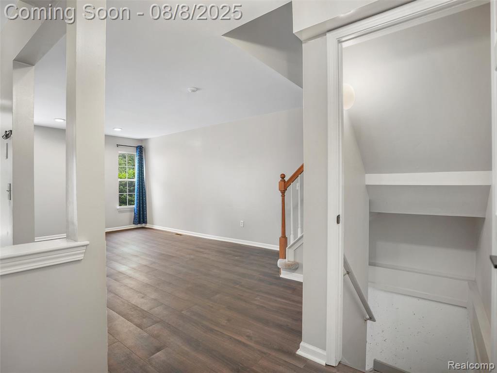4462 Hunters W, 38, Canton, MI 48188 — Photo 10