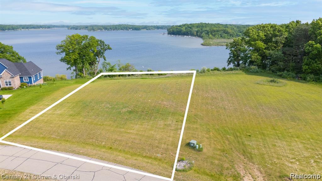 120 BLOOMFIELD BLVD, Brooklyn, MI 49230 — Photo 4