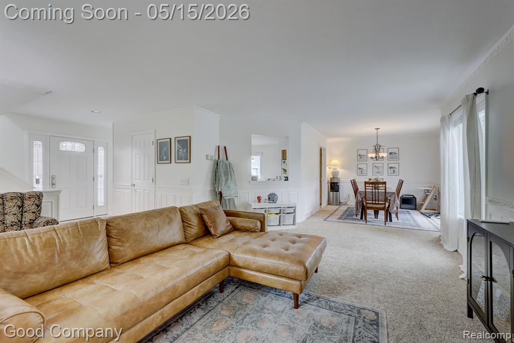 2370 Lansbury Drive, Waterford, MI 48329 — Photo 3