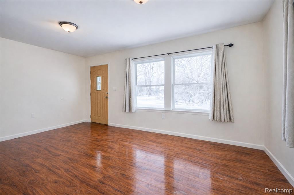 7536 Wilkie Street, Taylor, MI 48180 — Photo 10