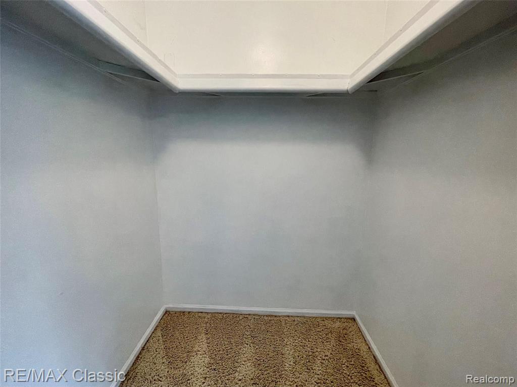 42670 Lilley Pointe Drive, Canton, MI 48187 — Photo 18