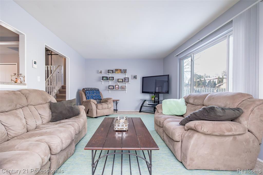 4939 Duchess Drive, Sterling Heights, MI 48310 — Photo 8
