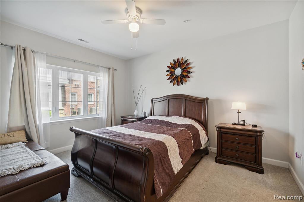 5662 Arbor Chase Drive, Ann Arbor, MI 48103 — Photo 19