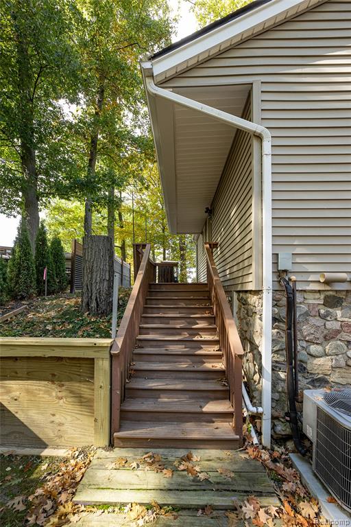 319 Parkway Drive, Attica, MI 48412 — Photo 11