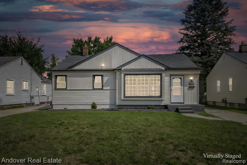 30924 Barton Street, Garden City, MI — front exterior