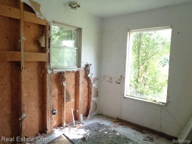 4208 HOLCOMB Street, Detroit, MI 48214 — Photo 14