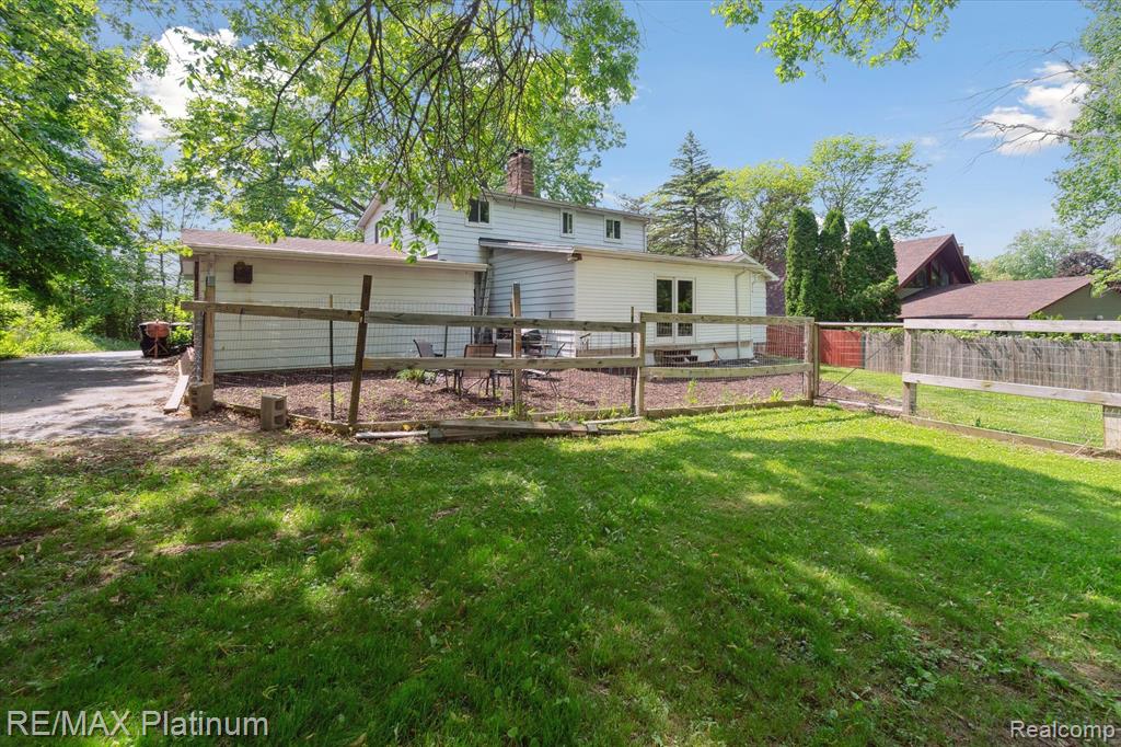 7353 GREEN VALLEY Drive, Grand Blanc, MI 48439 — Photo 39