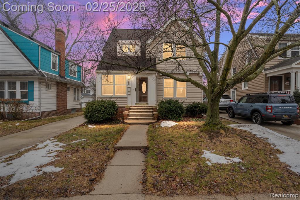 703 W Lewiston Avenue, Ferndale, MI 48220 — Photo 2