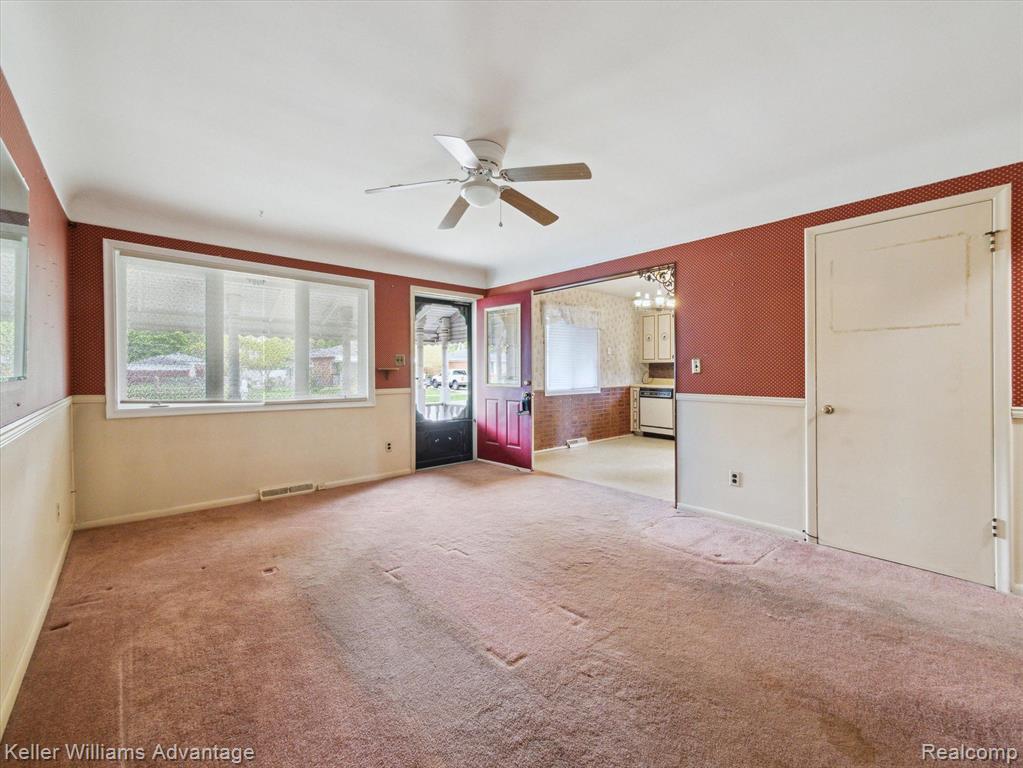 3994 CAMPBELL Street, Dearborn Heights, MI 48125 — Photo 4